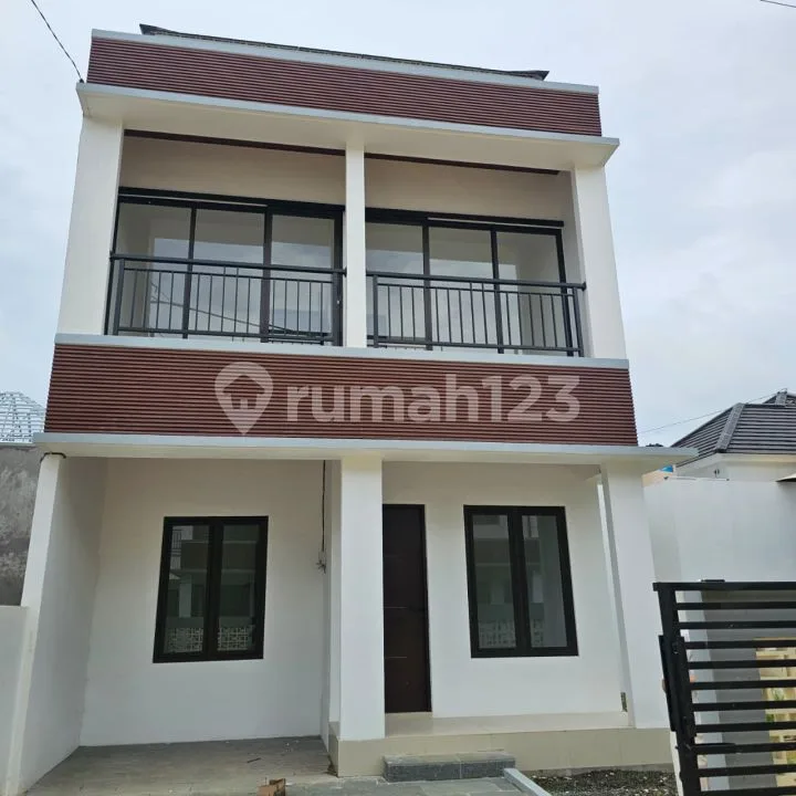 Dijual Rumah Minimalis Modern 2 Lantai Perdana Kampial Cluster - Image 1 of 4