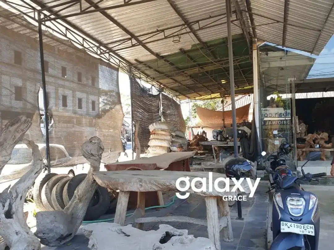 OVERKONTRAK SHOWROOM POSISI HOOK DI BYPASS SUNSET ROAD BADUNG - Image 3 of 8