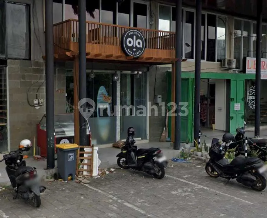 Ruko 3 Lantai Dijual - Lokasi Strategis Denpasar Timur - Image 1 of 4