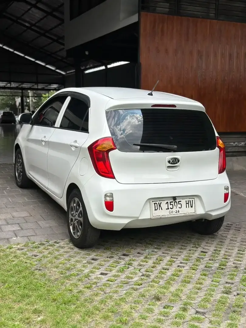 KIA PICANTO 2013 MATIC ASLI BALI ISTIMEWA - Image 3 of 10