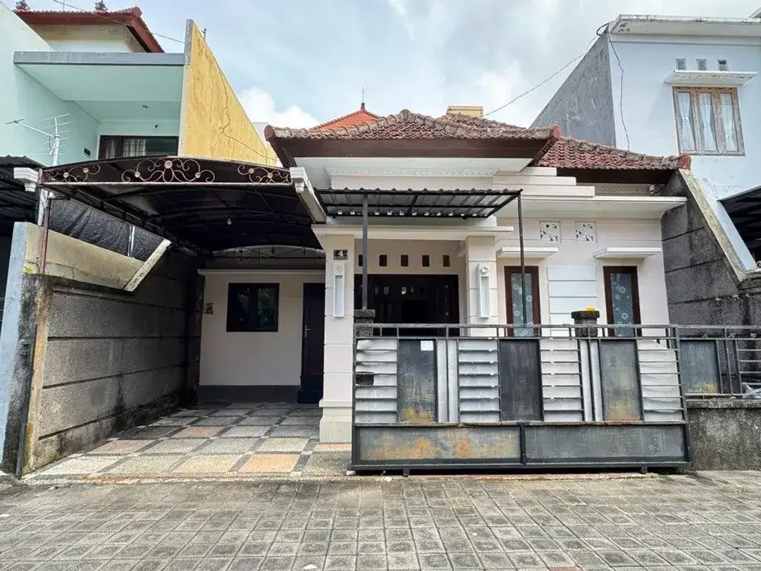 al rumah di daerah Sidakarya, Denpasar Selatan. Lokasi strategis dekat beragai fasilitas umum - Image 1 of 10