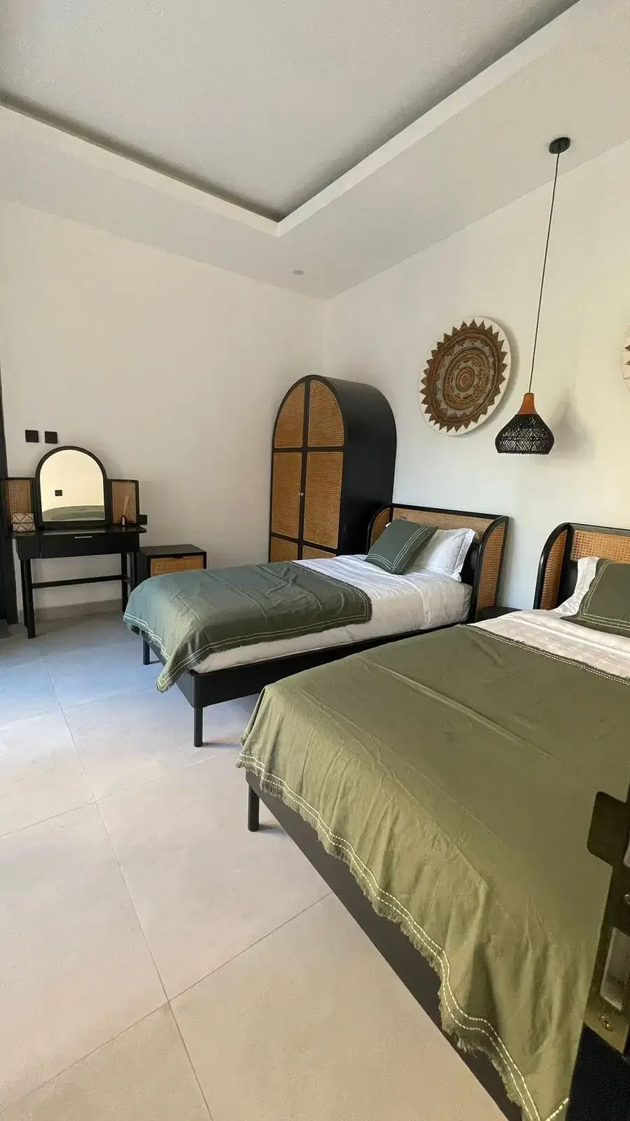 FOR SALE – FREEHOLD Bohemian Modern 3-Beds Villa in Premium Jimbaran - Image 5 of 10