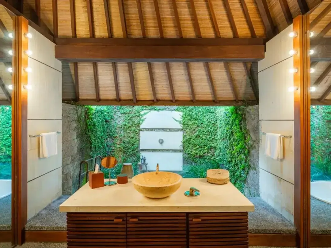 Private Freehold Villa Complex For Sale in a Peaceful Area of Umalas - Image 5 of 10
