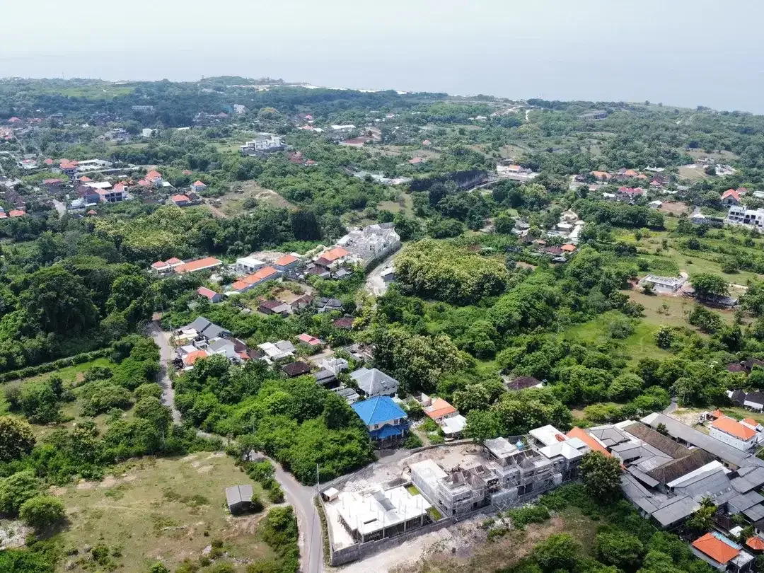 Freehold - Land Near Beach Clubs & Golf Course - Ungasan, South Bali - Image 2 of 4