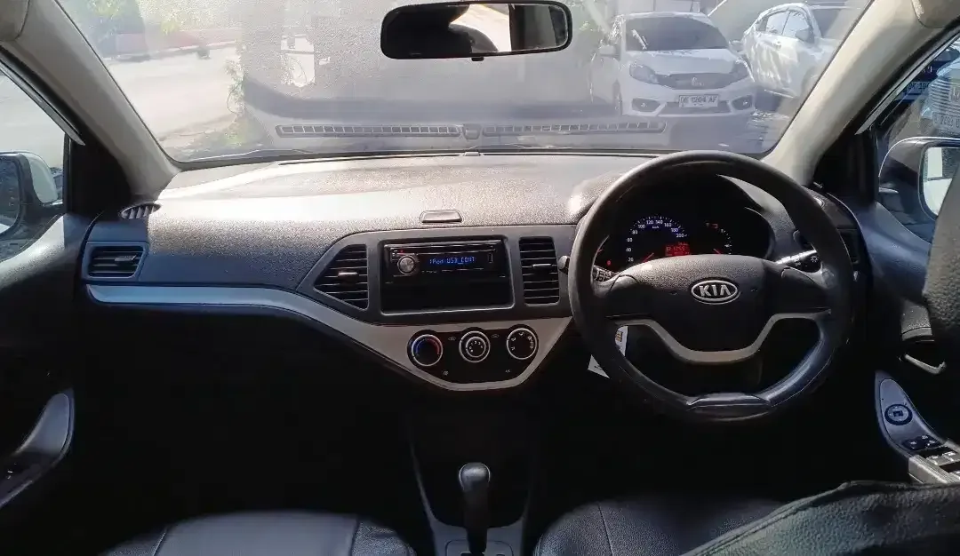 KIA PICANTO SE NEW MODEL AUTIMATIC ASLI BALI SIAP PAKAI - Image 5 of 9