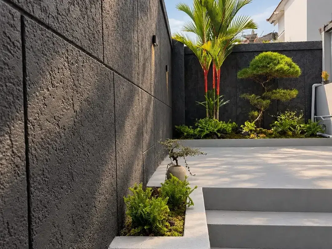 SIAP HUNI RUMAH MODERN 2 LANTAI DI GATSU BARAT DENPASAR - Image 2 of 10