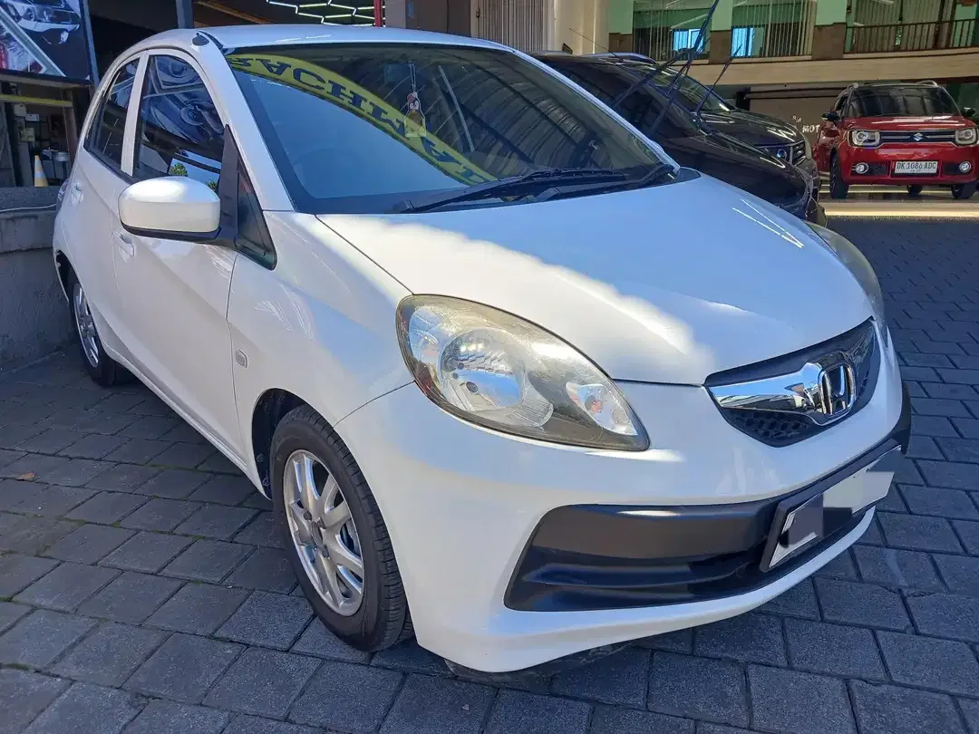 Honda Brio Satya 2013 Putih Bensin - Image 2 of 5