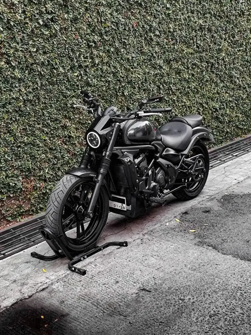 Kawasaki Vulcan S tahun 2015 Low Odo Mulus TT FULL PAPER Like New - Image 9 of 10