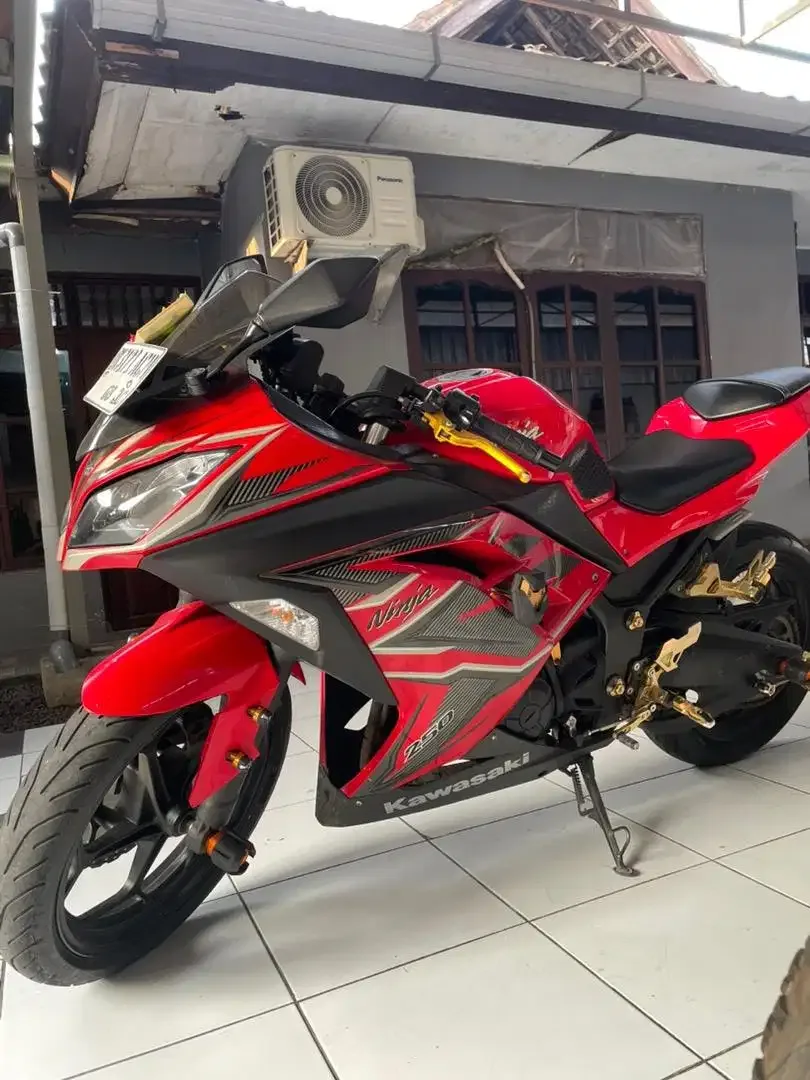 Ninja 250 merah - Image 3 of 6