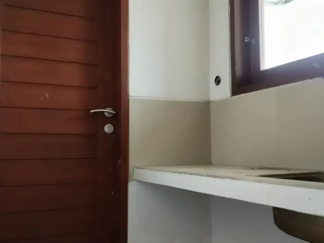 Rumah Murah 2 Lantai dekat bypass I.B.Mantra - Image 8 of 9