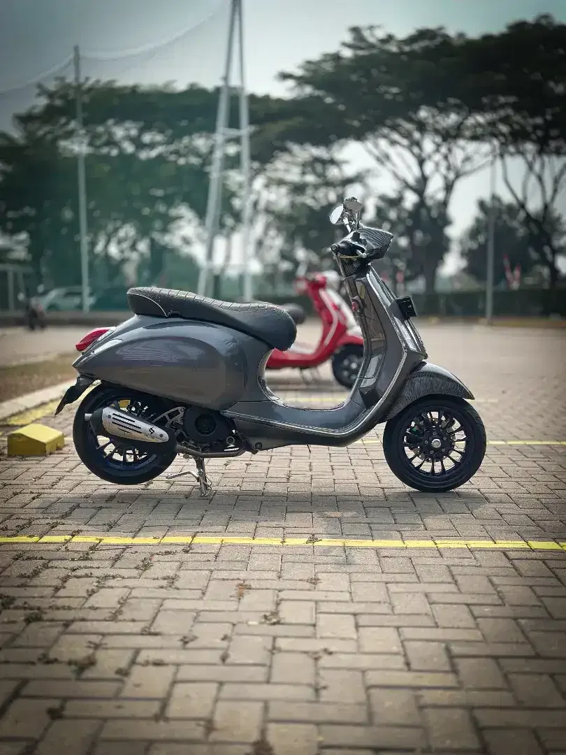VESPA SPRINT 150 IGET 2017 HITAM MODIF - TERMURAH SEINDONESIA - Image 10 of 10