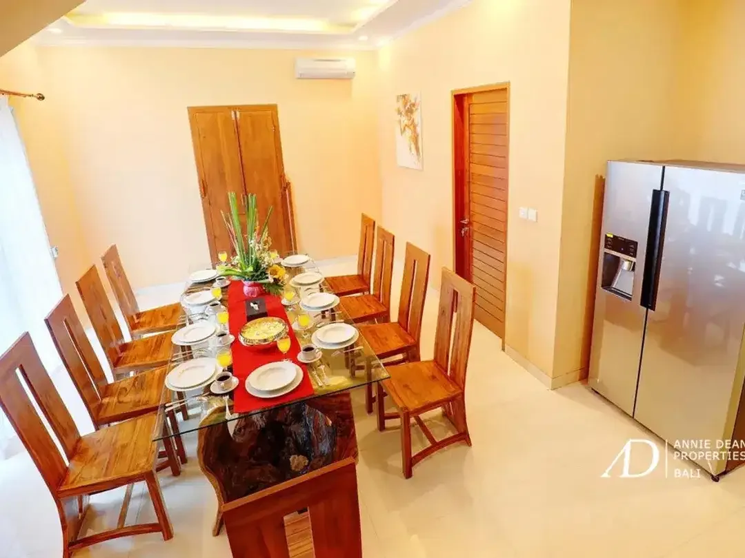 FREEHOLD | MODERN BALINESE-STYLE VILLA IN PETITENGET - Image 8 of 10