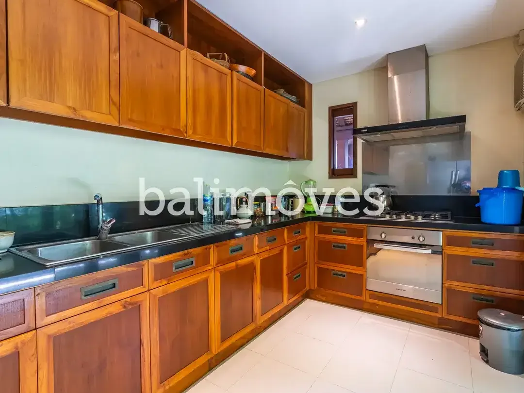 Cantik Villa Dua Kamar Tidur Di Tepi Pantai Sanur - Image 6 of 10