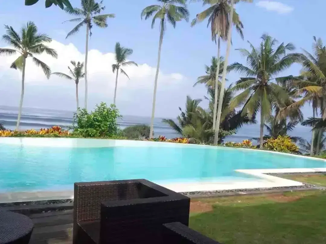 Resort front beach sangat nyaman dan tenang cocok buat investasi - Image 3 of 10