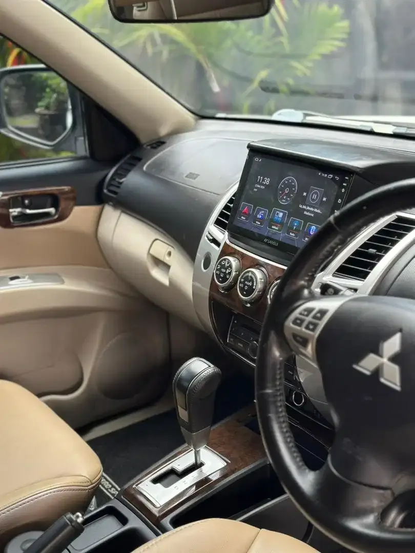 PAJERO DAKAR EXCEED 2011 MATIC DIESEL ASLI BALI ISTIMEWA SIAP PAKAI - Image 6 of 10