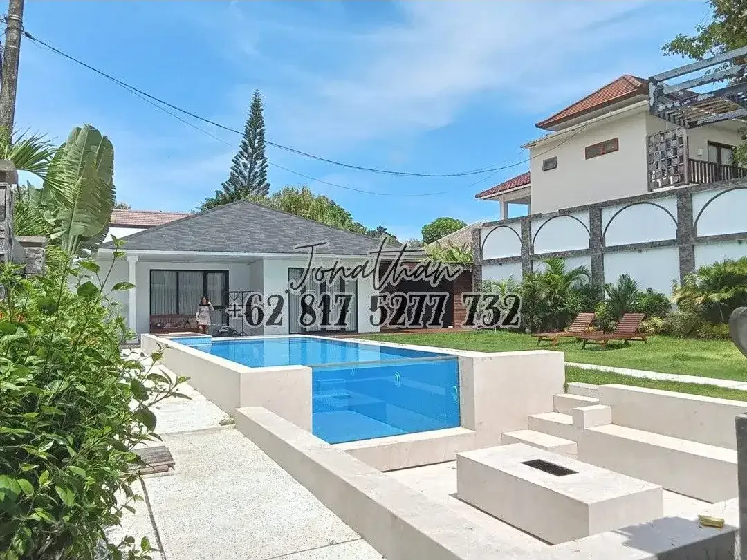 Dijual Villa Freehold 4 Kamar Kolam Renang Full Furnished di Kutuh Badung Bali - VSKHE - Image 1 of 8