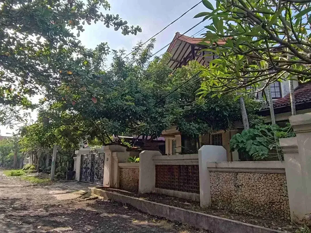 Tanah premium strategis bonus rumah Pemuda renon denpasar bali - Image 1 of 10