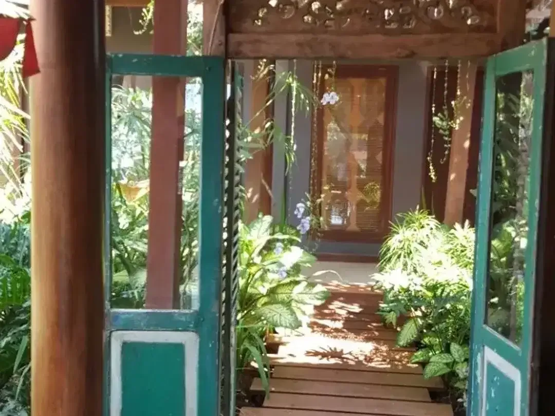 4 Bedroom Villa for sale in Kerobokan, Bali - Image 8 of 10