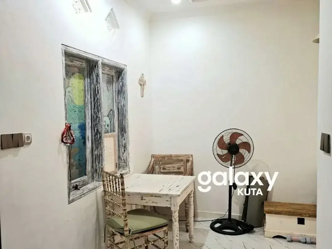 MINIMALIS WHITE HOUSE IN KARANG MAS JIMBARAN FOR RENT - Image 4 of 7