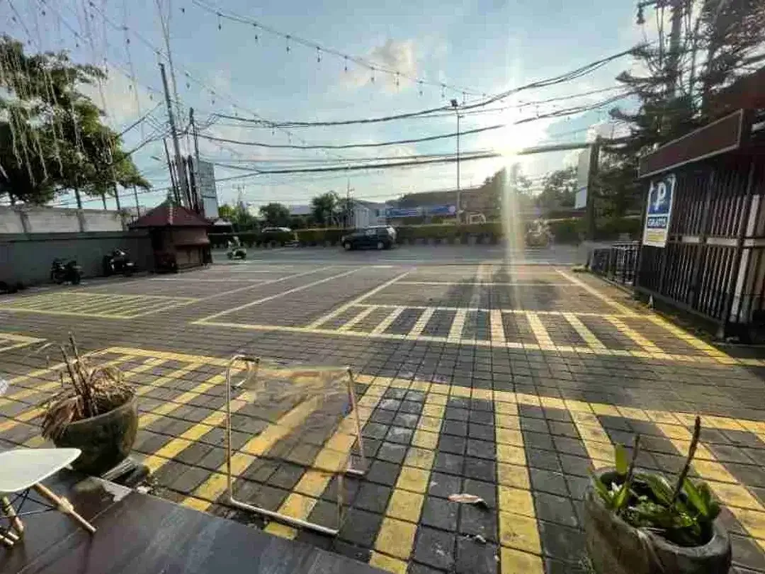 Gedung Ex Karoke Bypass Kedonganan Jimbaran Bali - Image 4 of 10