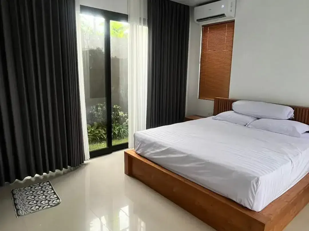 For Rent - Villa In Canggu, Tibubeneng - Image 6 of 10
