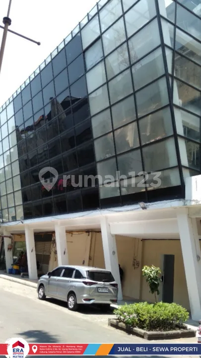 Jual Cepat Ruko Siap Huni 3 Lantai,Letak Strategis Dan Bebas Banjir Di Istana Kuta Galeria Patih Jelantik,BALI - Image 2 of 4