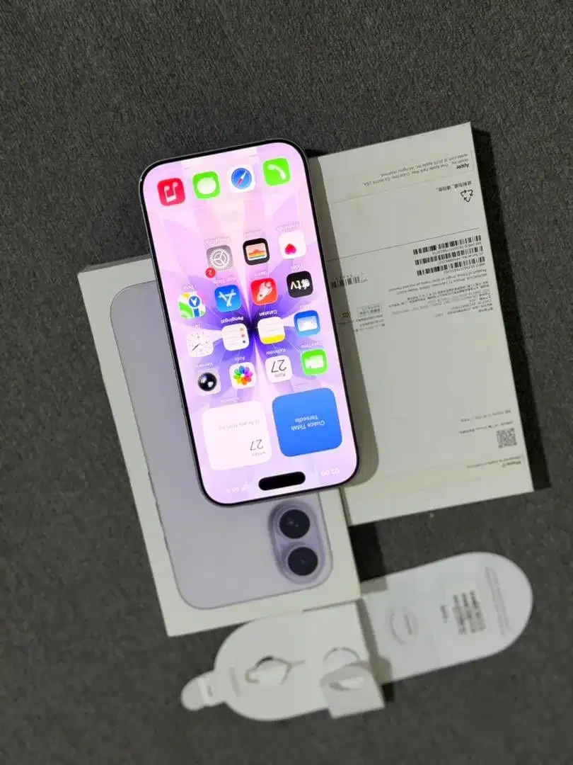 iPhone 17 256GB Bea Cukai Dual SIM Fisik Purple Rare Unit - Image 2 of 5