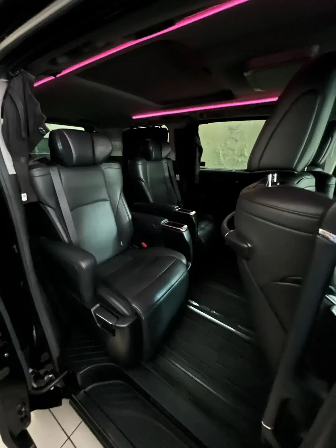 Toy. Vellfire G 2019 Hitam A/T 2.5 - Image 8 of 10