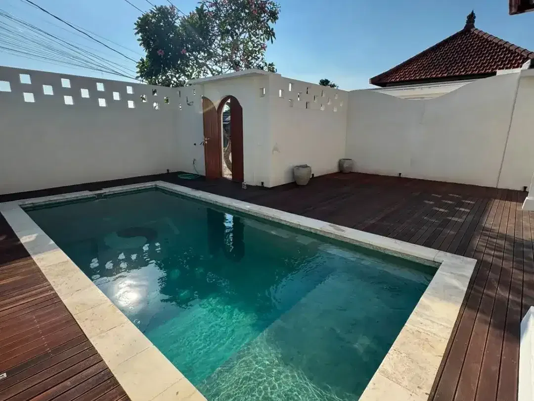 Tropical Villa: Modern Standalone Home with Sunset Views in Tibubeneng, Canggu - Image 1 of 10