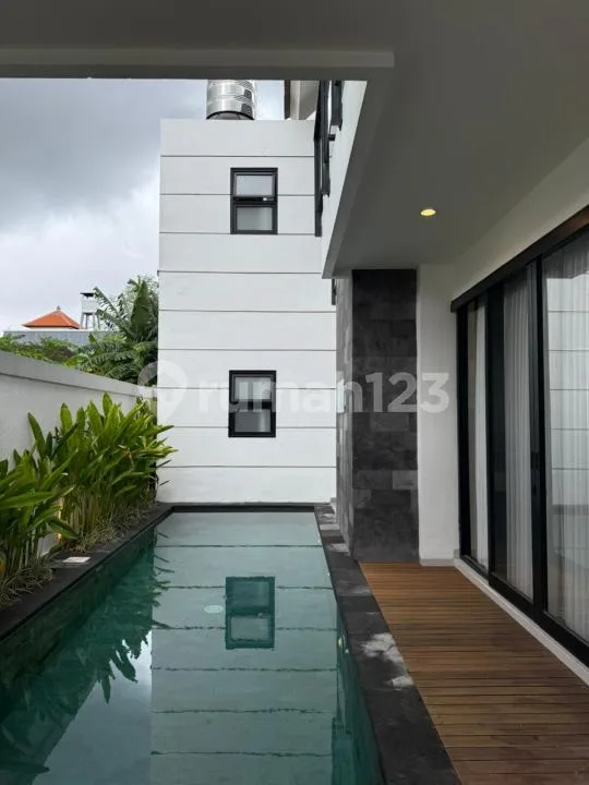 For Sale Villa Ready Bagus Privat Pool Best Ocean View Super Bagus di Nusa Dua - Image 1 of 4