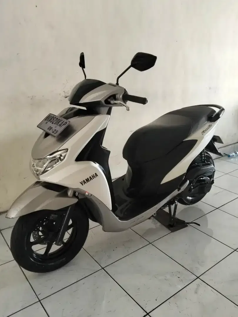DP 2,2 JT/ BUNGA MENURUN 2% / YAMAHA FREEGO 125 TAHUN 2019 - Image 1 of 5