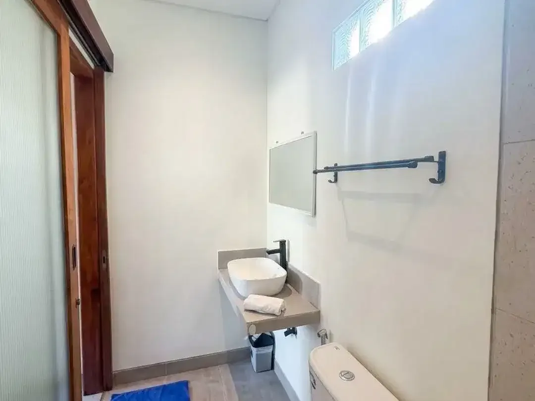 Villa sewa 1 lantai di Bukit Jimbaran | akses jalan lebar | cocok untuk tempat hunian - Image 4 of 10