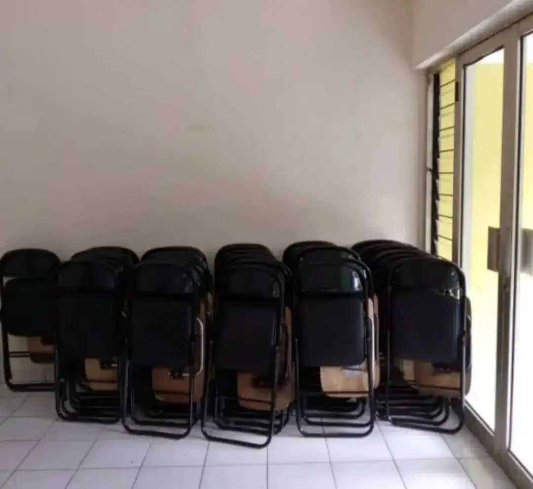 Kursi lipat kuliah rangka hitam tidak karatan - Image 2 of 3