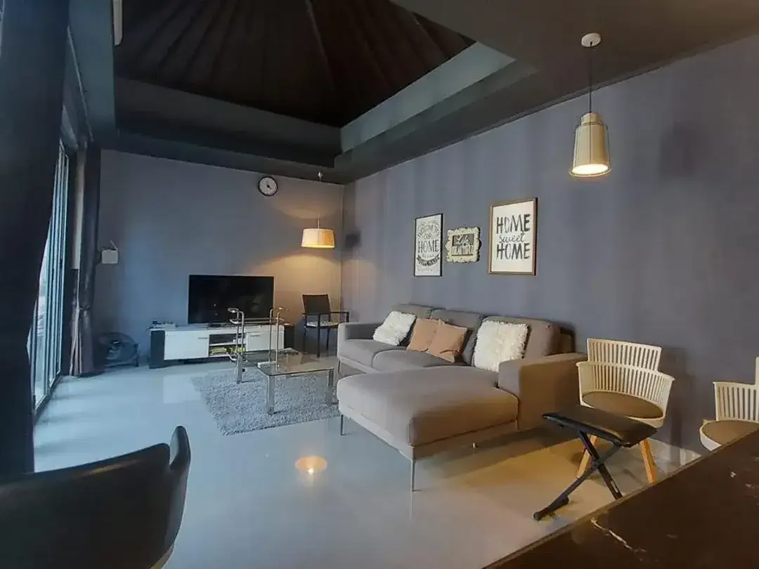 Available on 26 March! Nice and Cleand Villa in Center of Jimbaran - Image 1 of 10