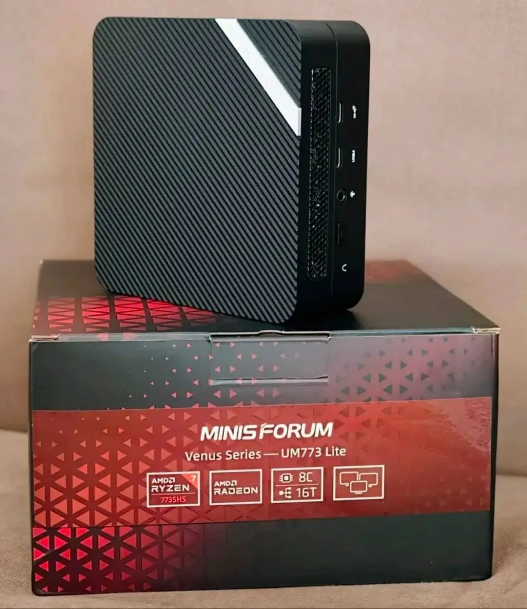 MiniPC Minisforum UM773 Lite 32GB 1TB SSD - Image 2 of 5