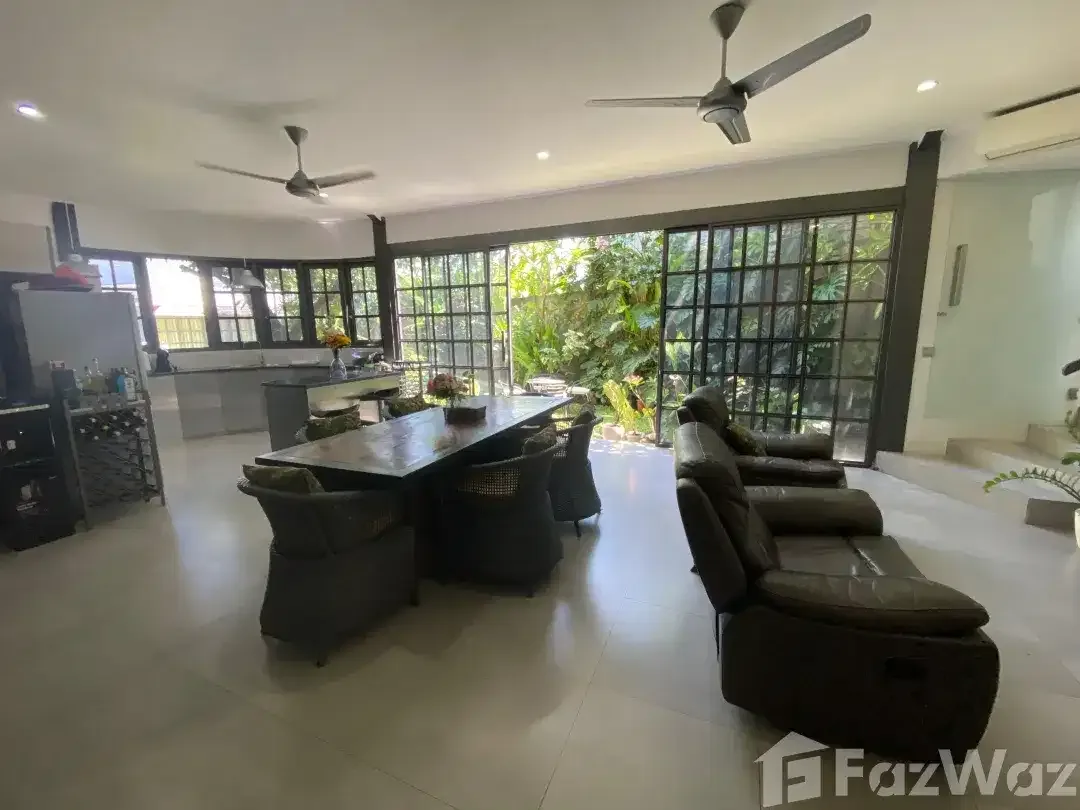 5 Bedroom Villa for sale in Kerobokan, Bali - Image 7 of 10