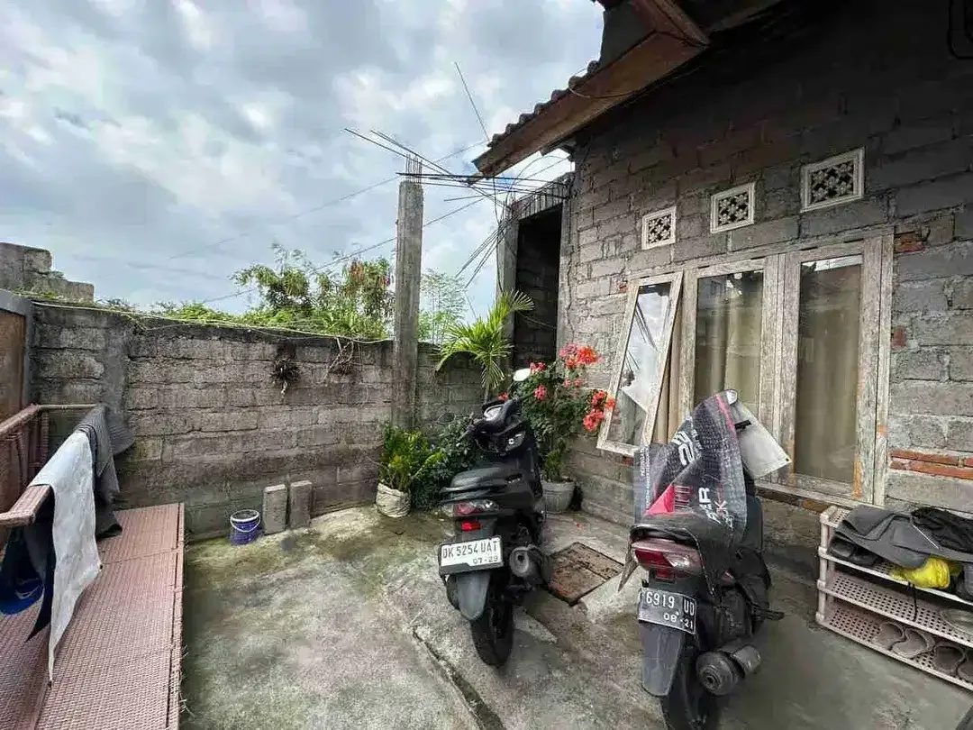 Dijual Cepat Tanah 200m2 Bonus Bangunan Di Jl Toyaning Ungasan - Image 6 of 10