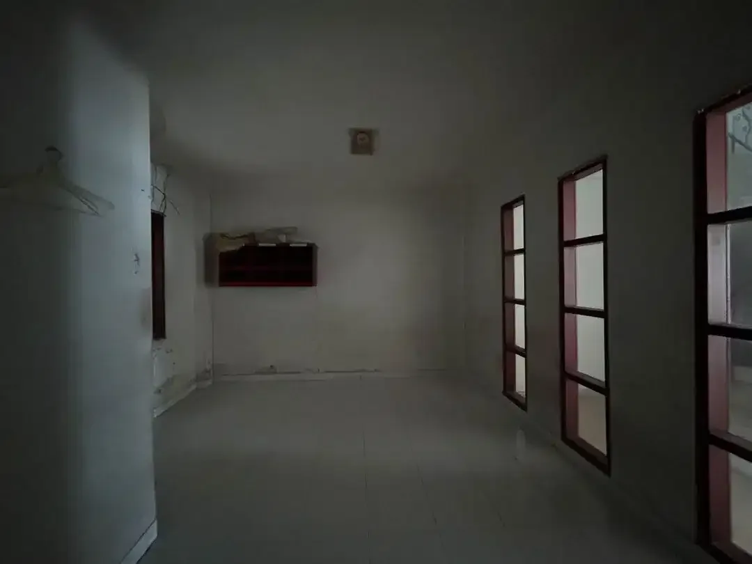 Dijual Tanah Bangunan Komersial HGB Strategis Luas 1000 m2 di Tuban Kuta Bali - Image 7 of 10