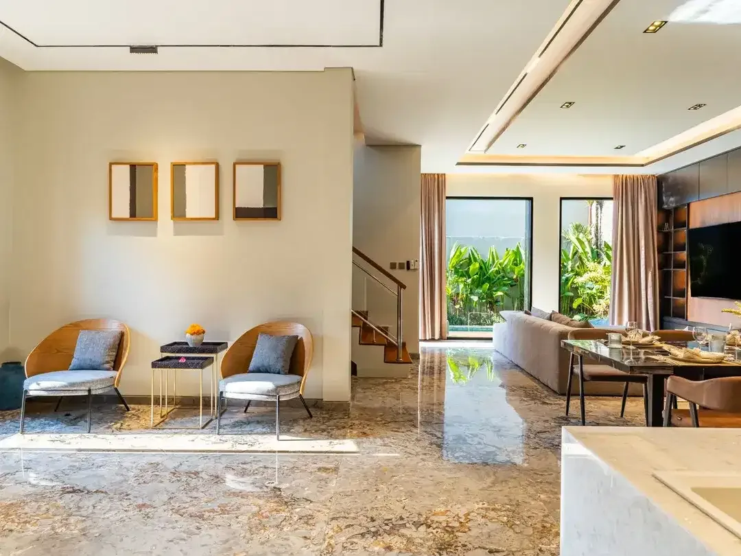 FOR SALE LUXURY VILLA IN THE HEART OF SEMINYAK - Image 5 of 10