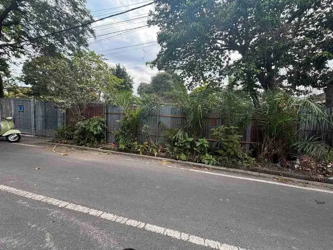 Jual Tanah Luas 3are/300m² Jl Persada, Taman Sari,  Kerobokan area Premium dekat sekolah Internasional zona Kuning, Cocok untuk investasi - Image 3 of 4