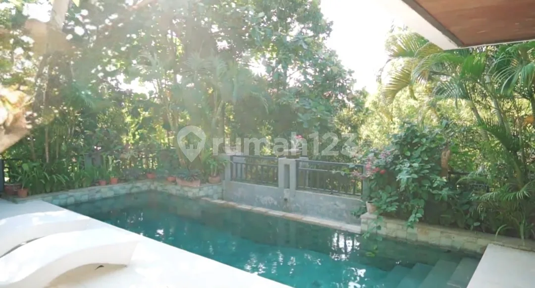 Villa Tropical Modern Pecatu Ungasan Bali - Image 4 of 4