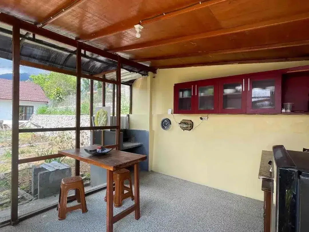DIJUAL / FREEHOLD : Rumah 4 Bed, View Danau Buyan & Bukit, Bedugul, Tabanan, Bali - Image 3 of 10