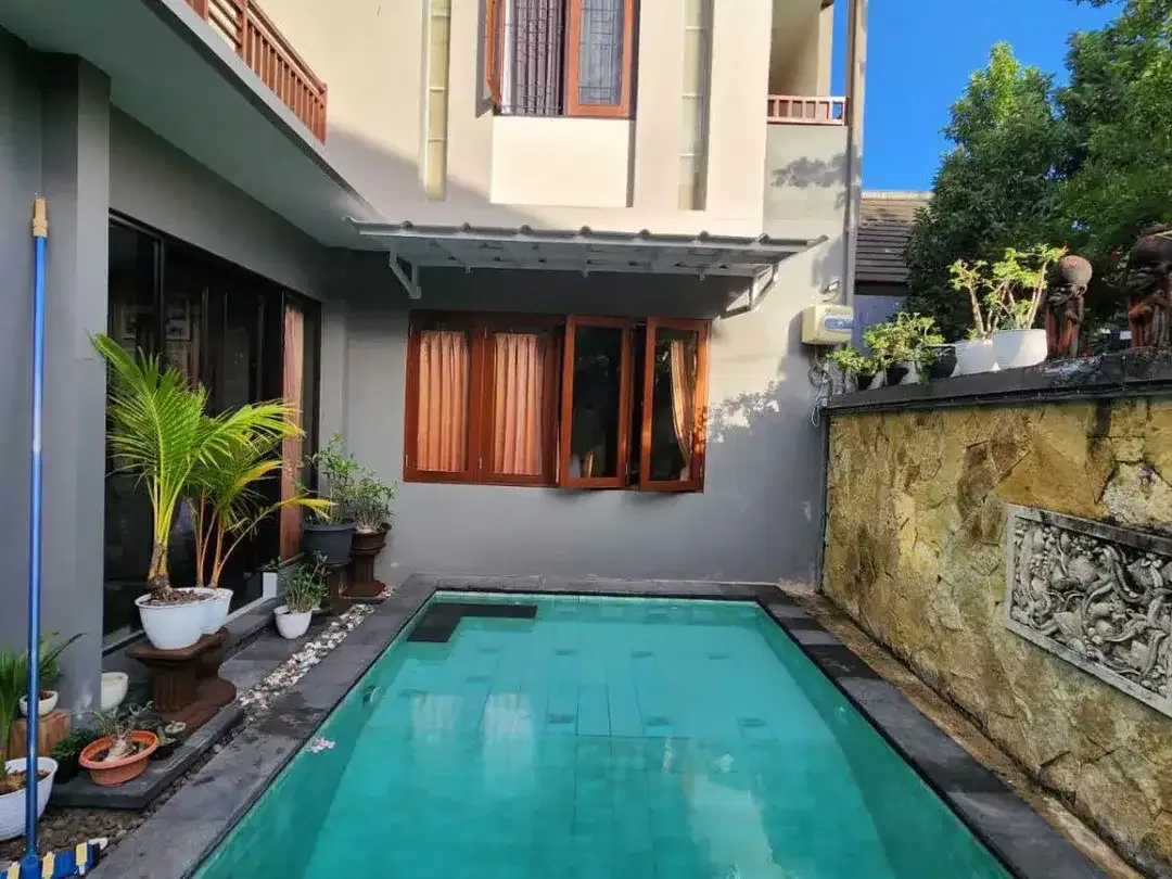 [FOR SALE] Luxurious Modern 4-Bedroom Villa with Private Pool in the Heart of Sanur Tourism Hub - Image 4 of 8