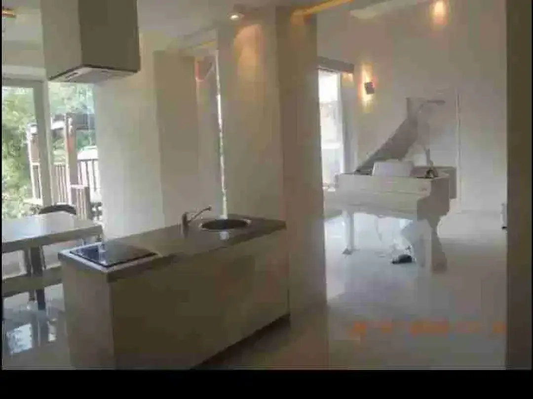 VILLA FURNISHED VIEW ALAM ABADI DI DENPASAR HANYA 50M DARI JL UTAMA MILIK SENDIRI - Image 4 of 10