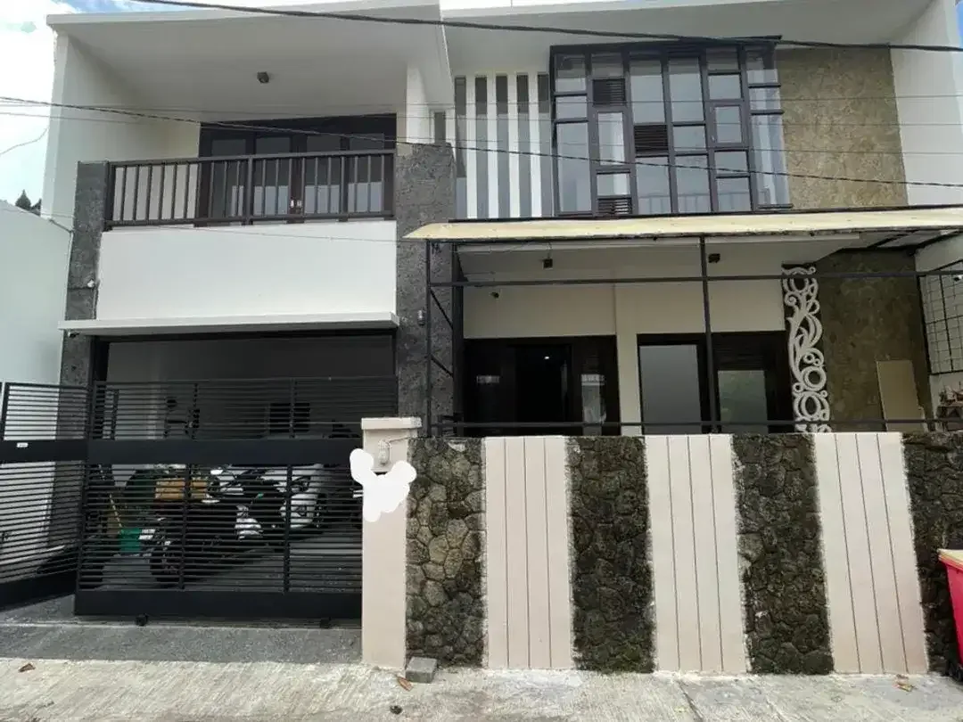 FOR RENT HUNIAN FURNIHSED 5BR AKSES DEKAT JALAN UTAMA BYPAS SANUR - Image 3 of 10