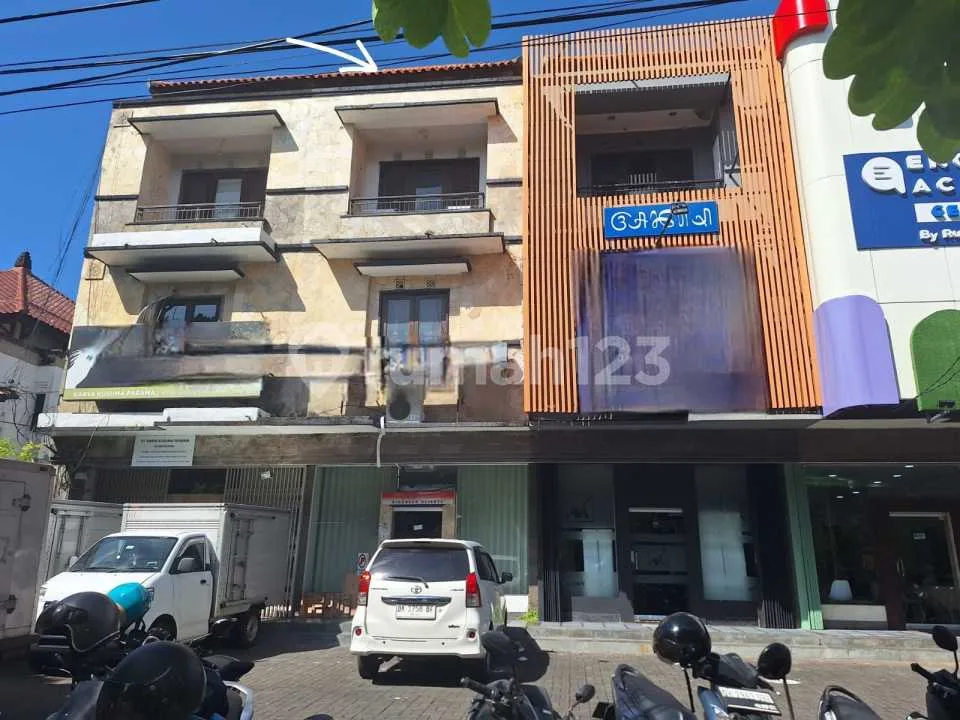 Ruko Strategis Premium Raya Puputan Renon Denpasar Bali - Image 1 of 4