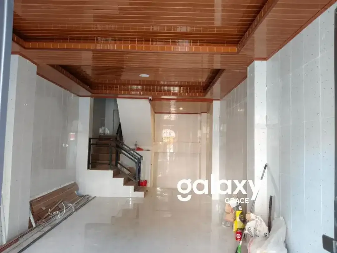 JUAL SEWA  RUKAN 4 LANTAI MODERN STRATEGIS DI PONEGORO DENPASAR - Image 4 of 9