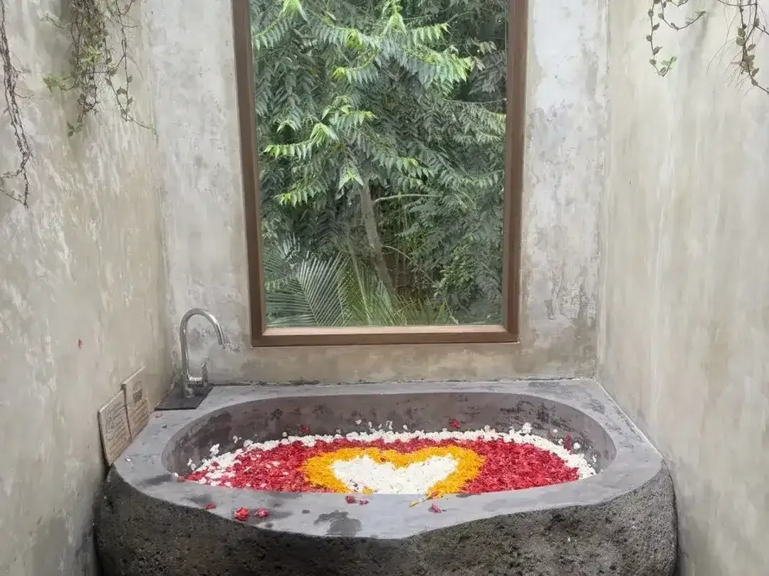 2 Bedroom Villa for sale in Ginyar, Bali - Image 4 of 10