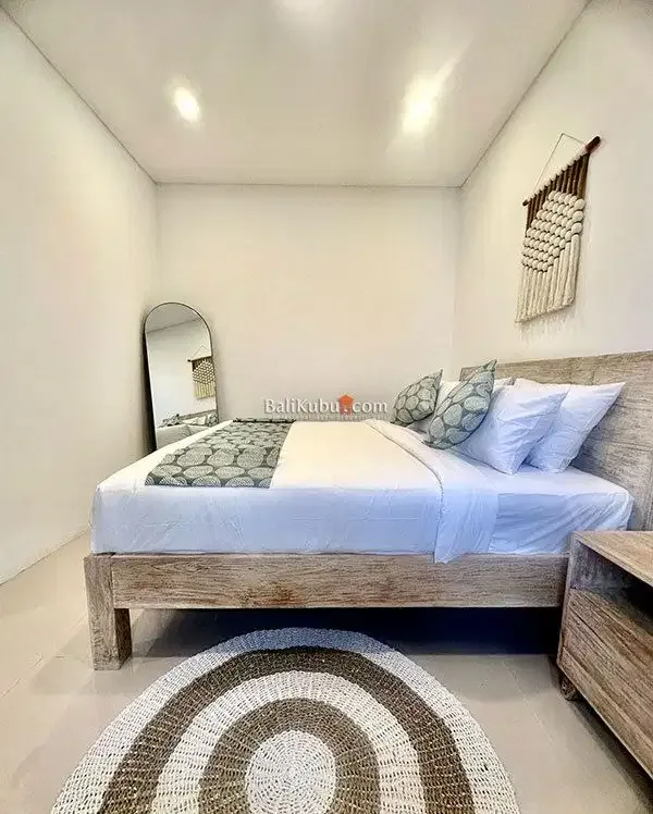 [AMR-086.HRT] For Yearly Rent Villa 2 Bedrooms in Ungasan Bali - Image 8 of 10