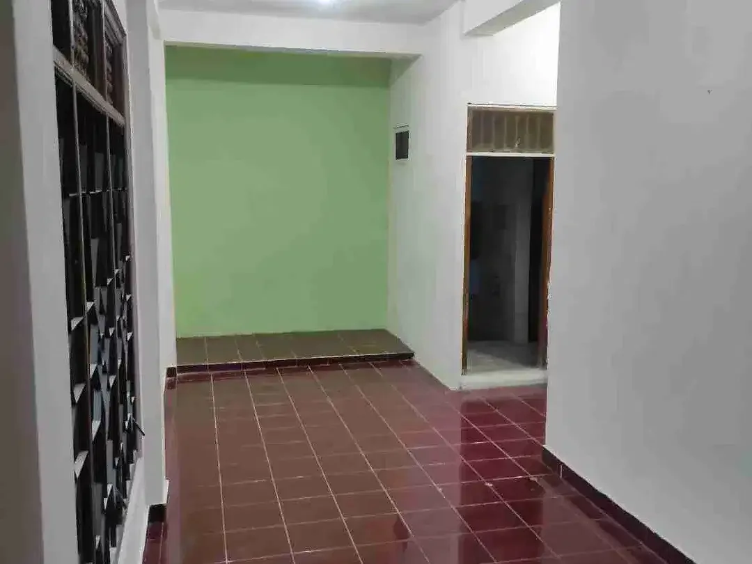 Rumah 2 BR, 1 KM, Wifi, Carport, Asri, di belakang Terminal Ubung - Image 3 of 8